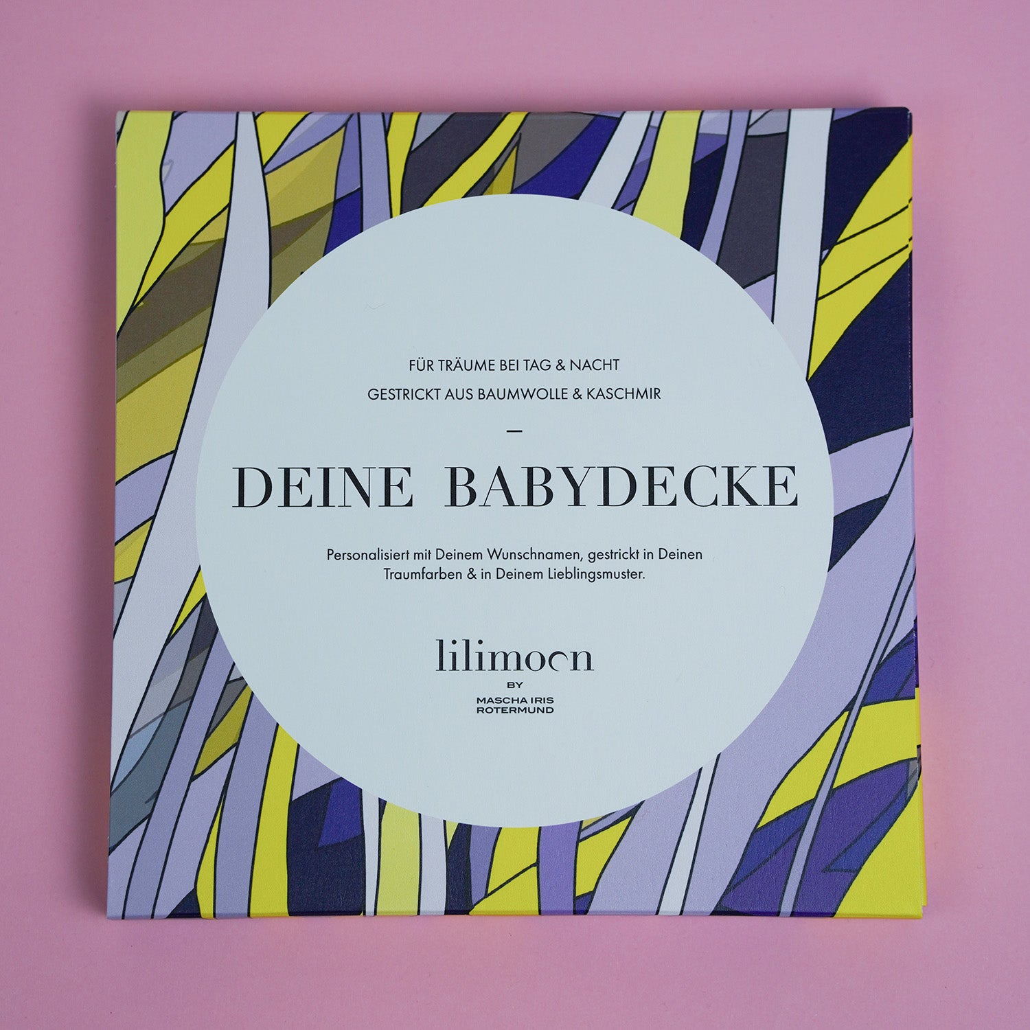 Vorderseite der LILIMOON Design-Box für personalisierte Babydecken