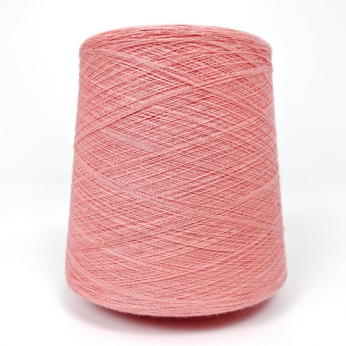 Strickkone in der farbe Korallenrosa
